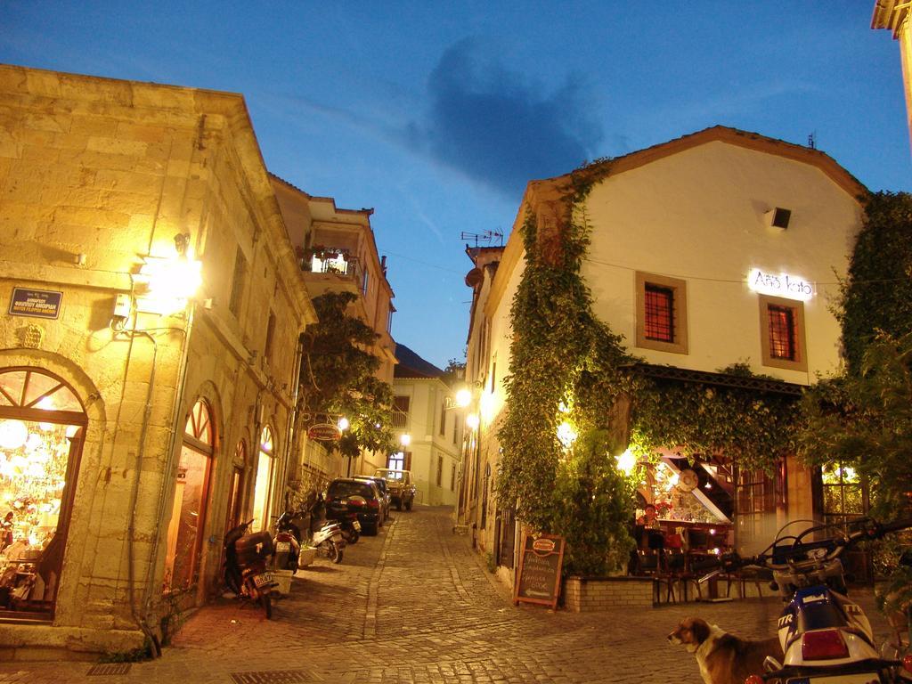 Guesthouse Xenios Zeus Stavroúpolis Exterior foto