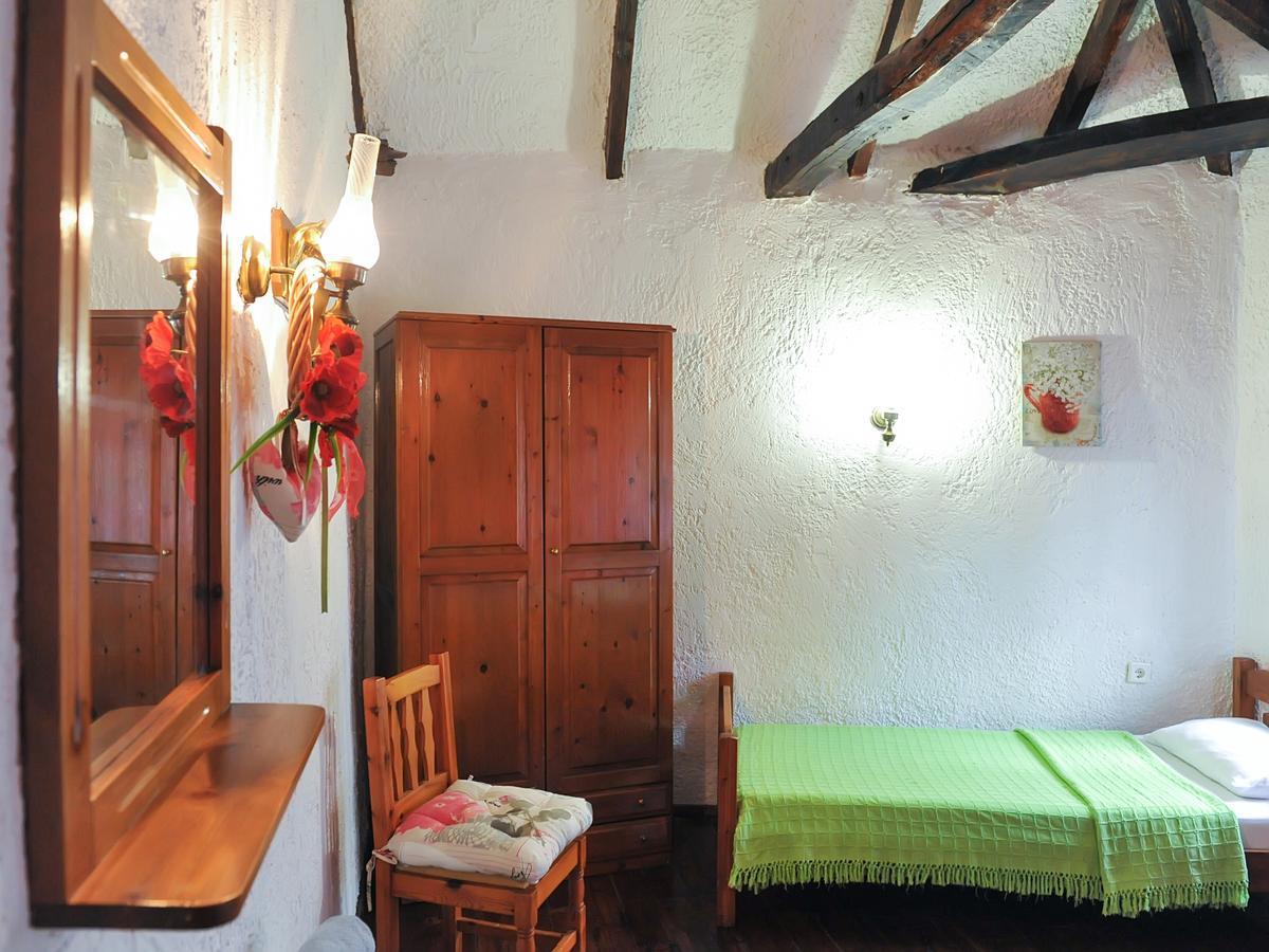 Guesthouse Xenios Zeus Stavroúpolis Exterior foto